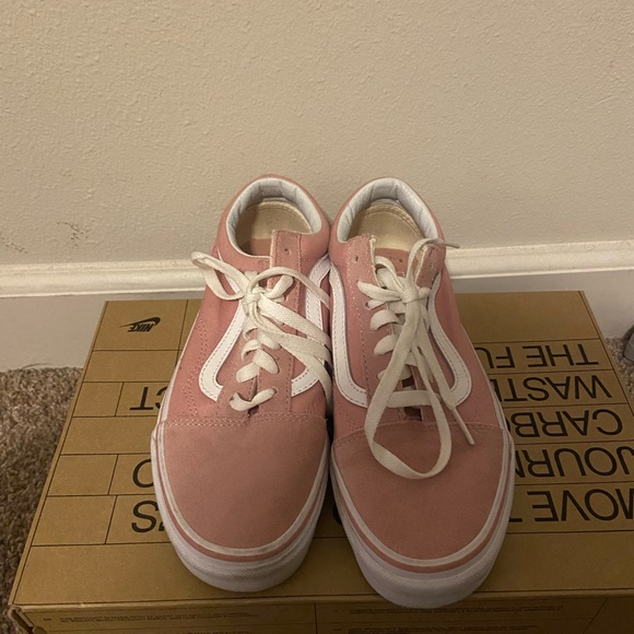 Vans - Picture 4 of 4